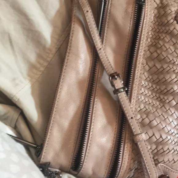 ELLIOT LUCCA SHOULDER BAG - Picture 10 of 11